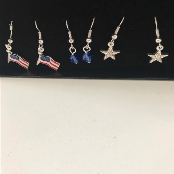 Patriotic Earrings - Picture 4 of 5
